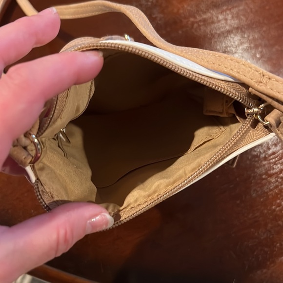 Used x1 for a tea party like new white adjustable purse - Picture 6 of 8